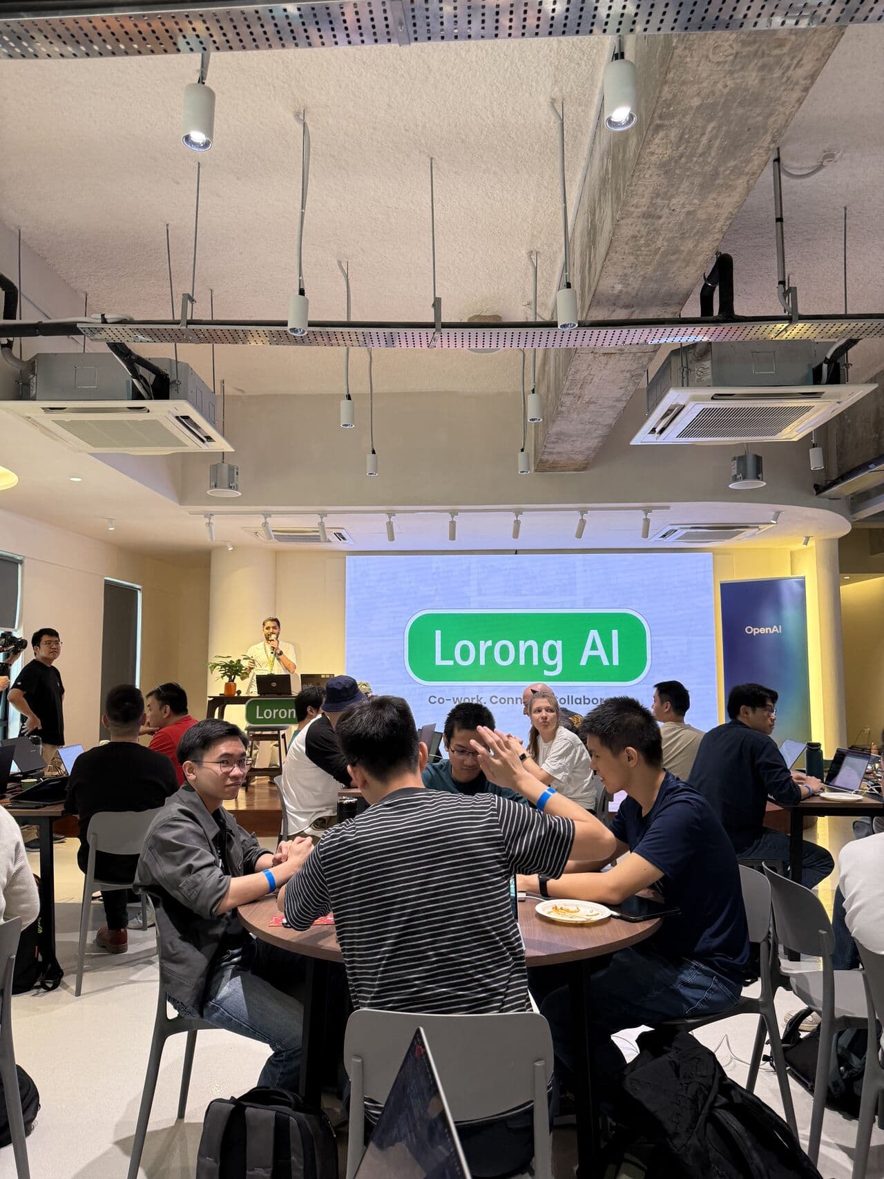 Hans Ong at a Lorong AI community event